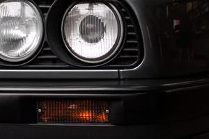 bmw-e30-01